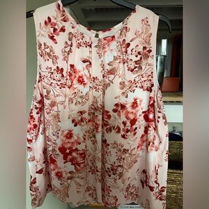 Liz Claiborne sleeveless top